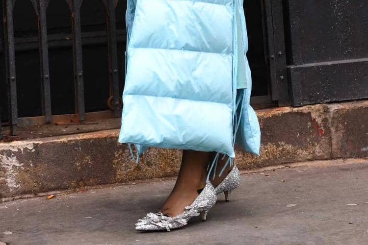 Inspirasi Padu-padan Nyaman dan Chic Pakai Kitten Heels