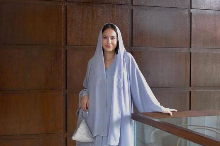 instagram.com/pevpearce