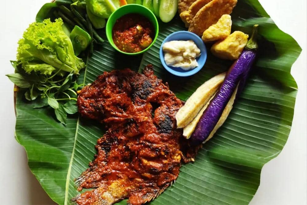 pesenmakan.trenasia.com