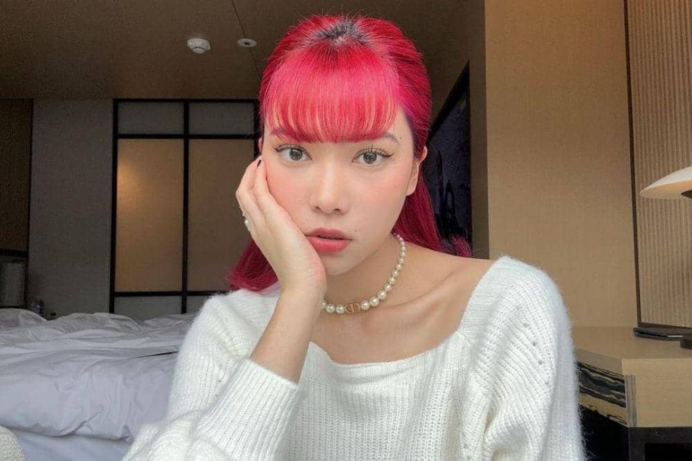 instagram.com/isyanasarasvati