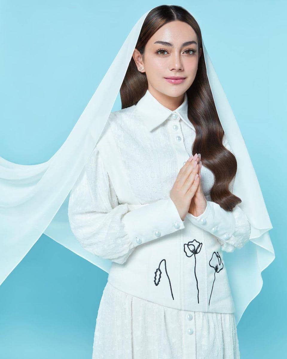 instagram.com/celine_evangelista