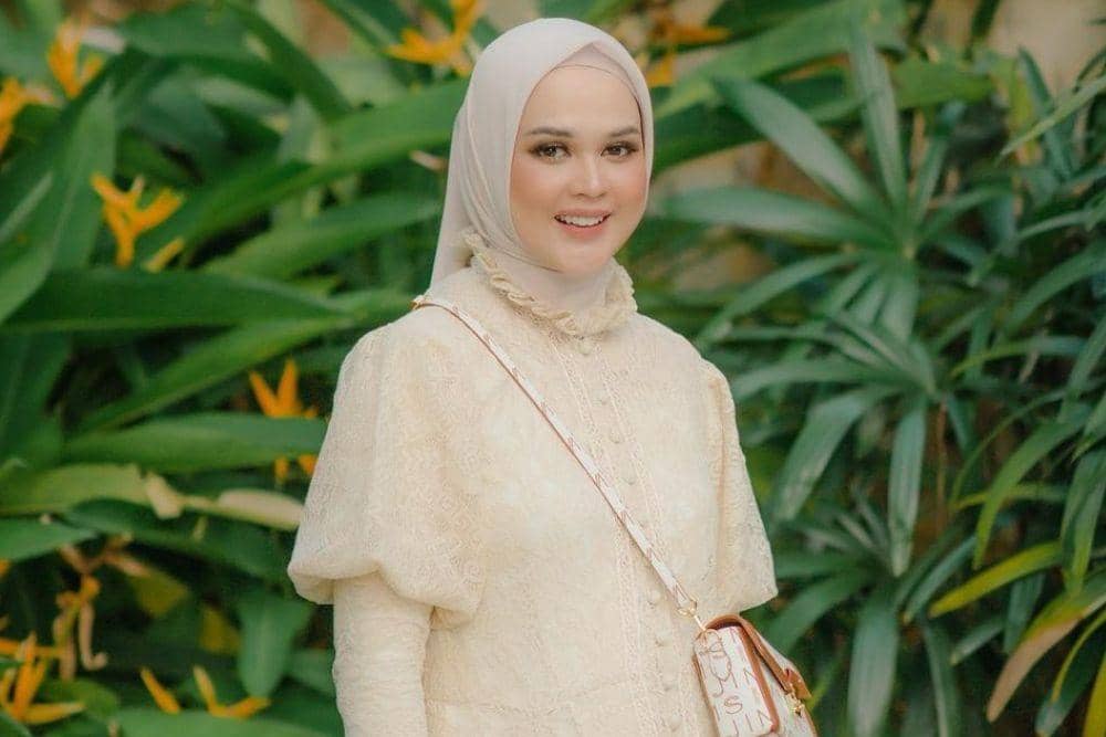 instagram.com/cutratumeyriska