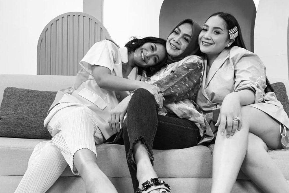 instagram.com/cacatengker