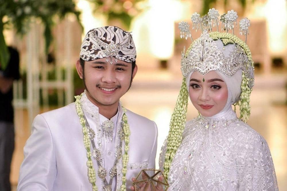 Instagram.com/eganoviantika_98