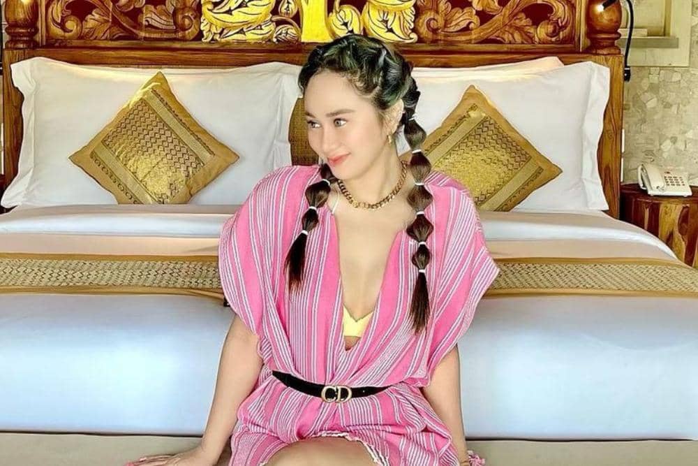 instagram.com/denisechariesta91