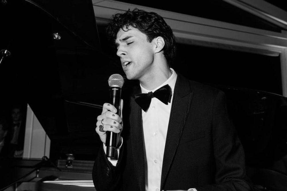 instagram.com/sofiarichiegrainge