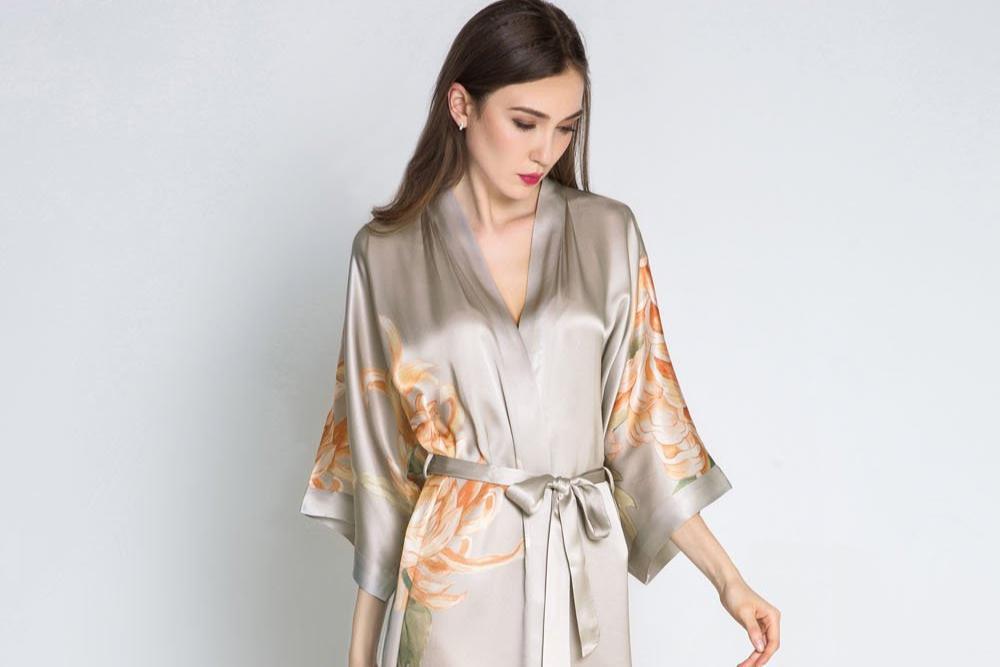 8 Style Busana Tidur Kimono Wanita dimana Tentram oleh Stylish
