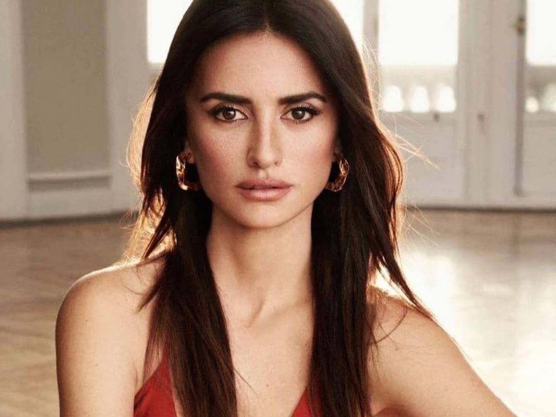 Tetap Menawan di Usia 49 Tahun, Begini Potret Penelope Cruz 
