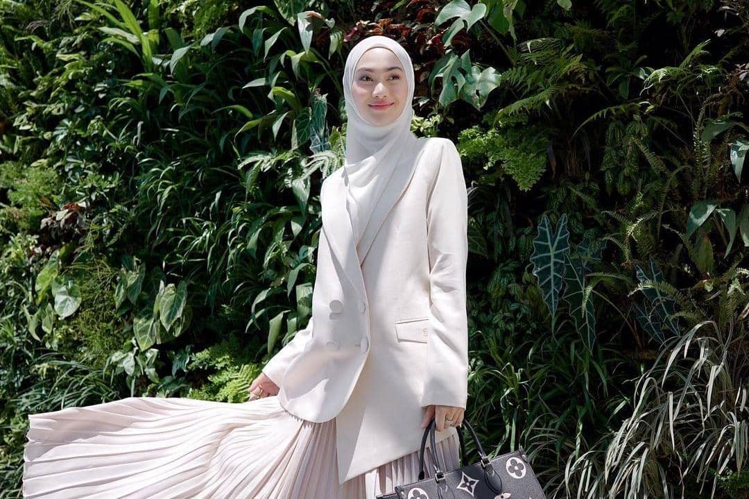 instagram.com/indahnadapuspita