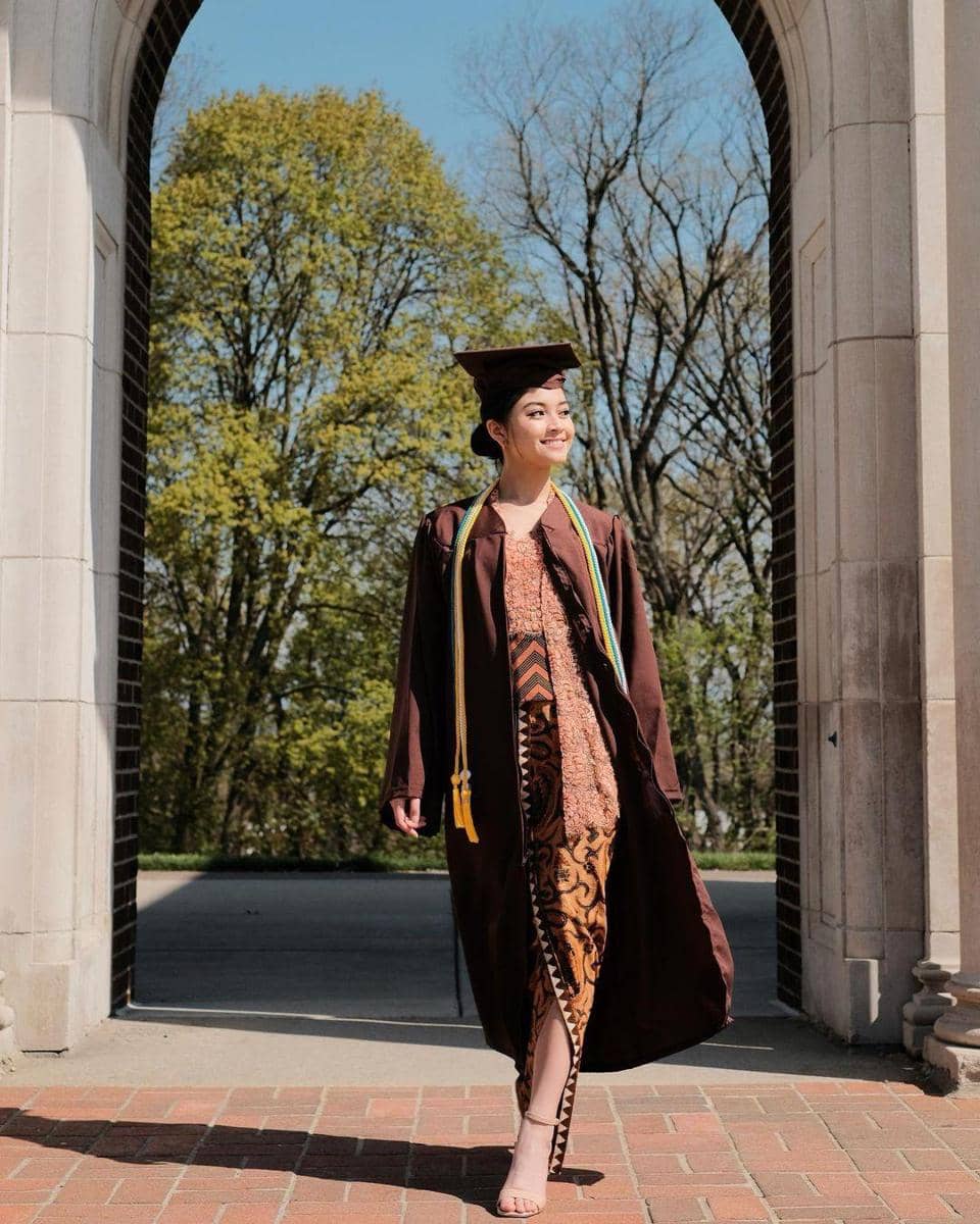 instagram.com/yorikooangln_