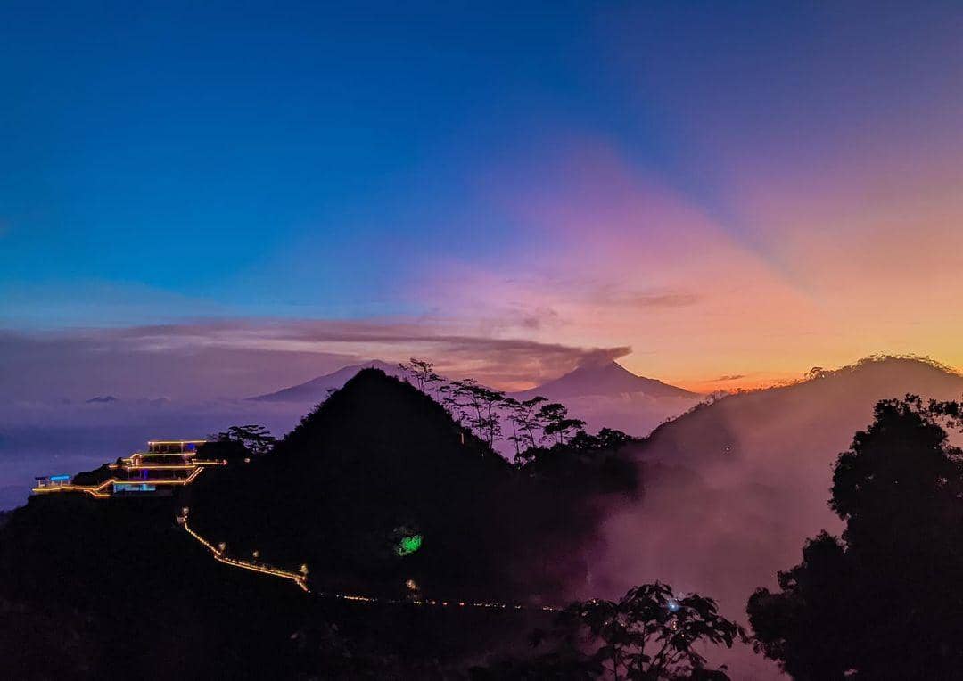 instagram.com/tumpengmenoreh