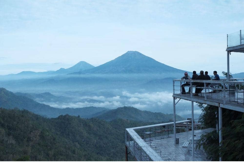 instagram.com/tumpengmenoreh