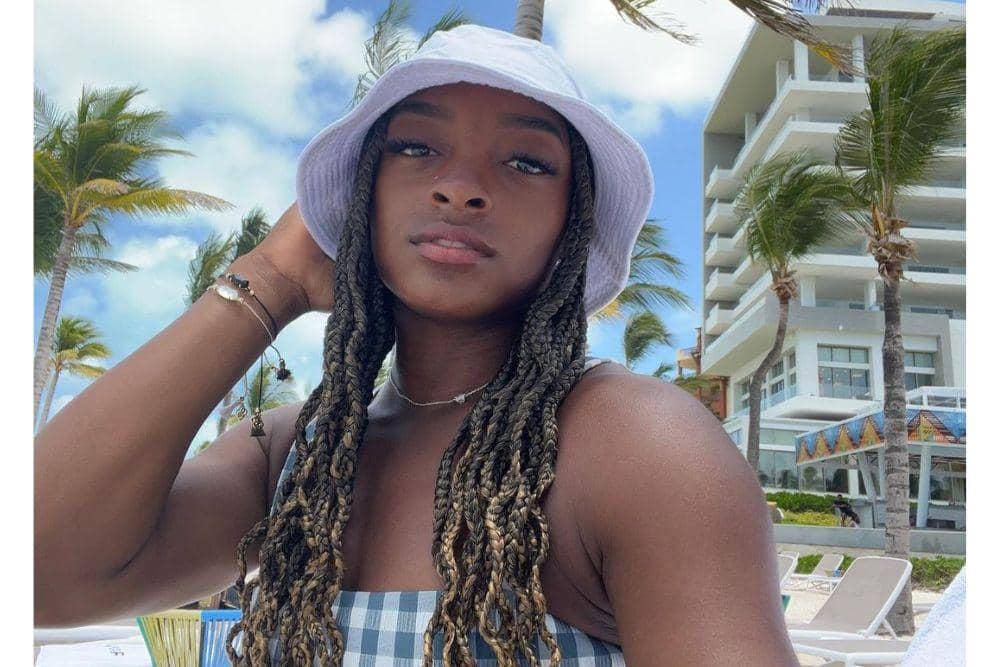 instagram.com/simonebiles