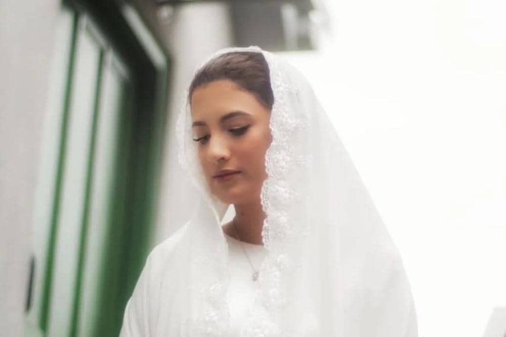 Instagram.com/qurrotuayun