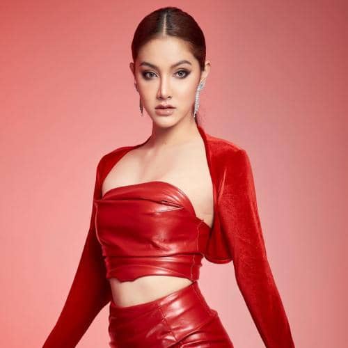 instagram.com/nadia.pta