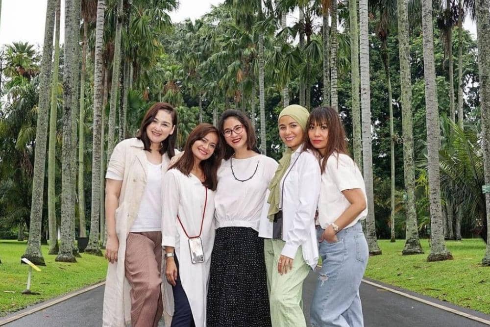 instagram.com/novitaangie