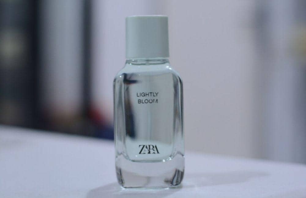 Ilustrasi Zara Lightly Bloom Eau De Parfum 