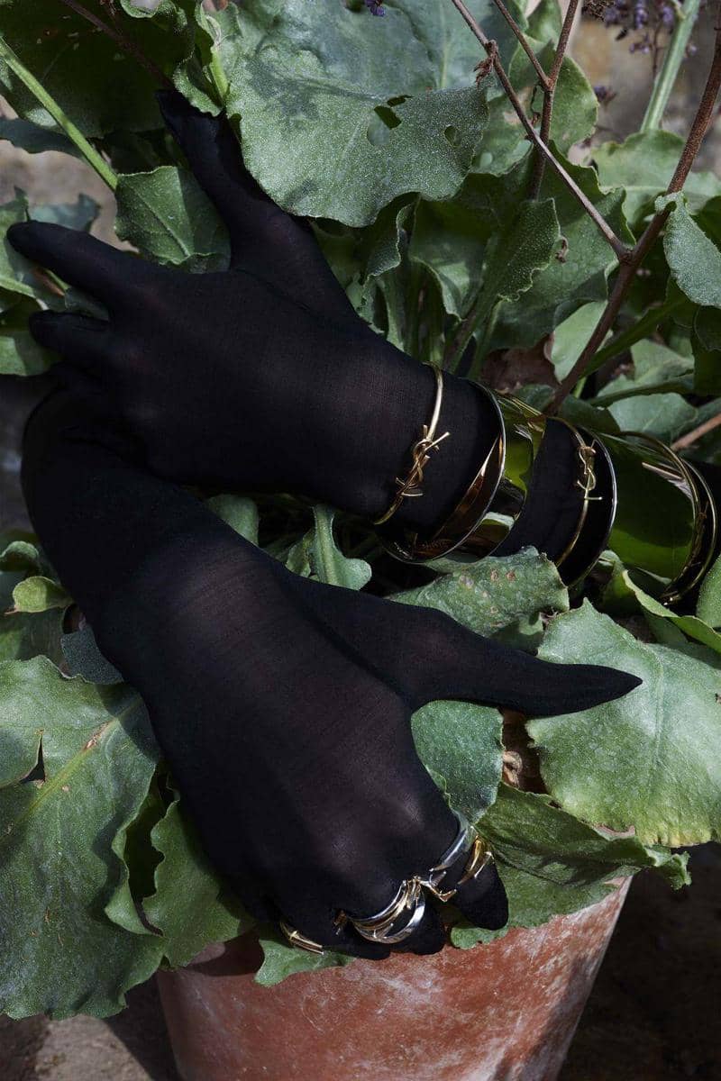 harpersbazaar.com
