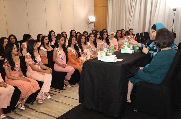 Instagram.com / officialputeriindonesia