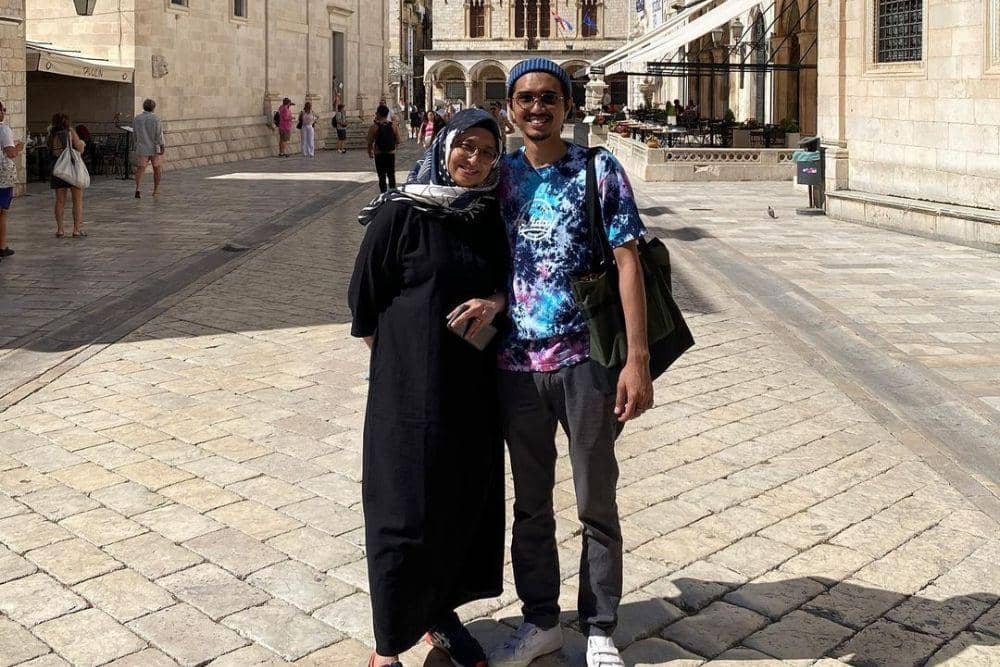 instagram.com/pakduta