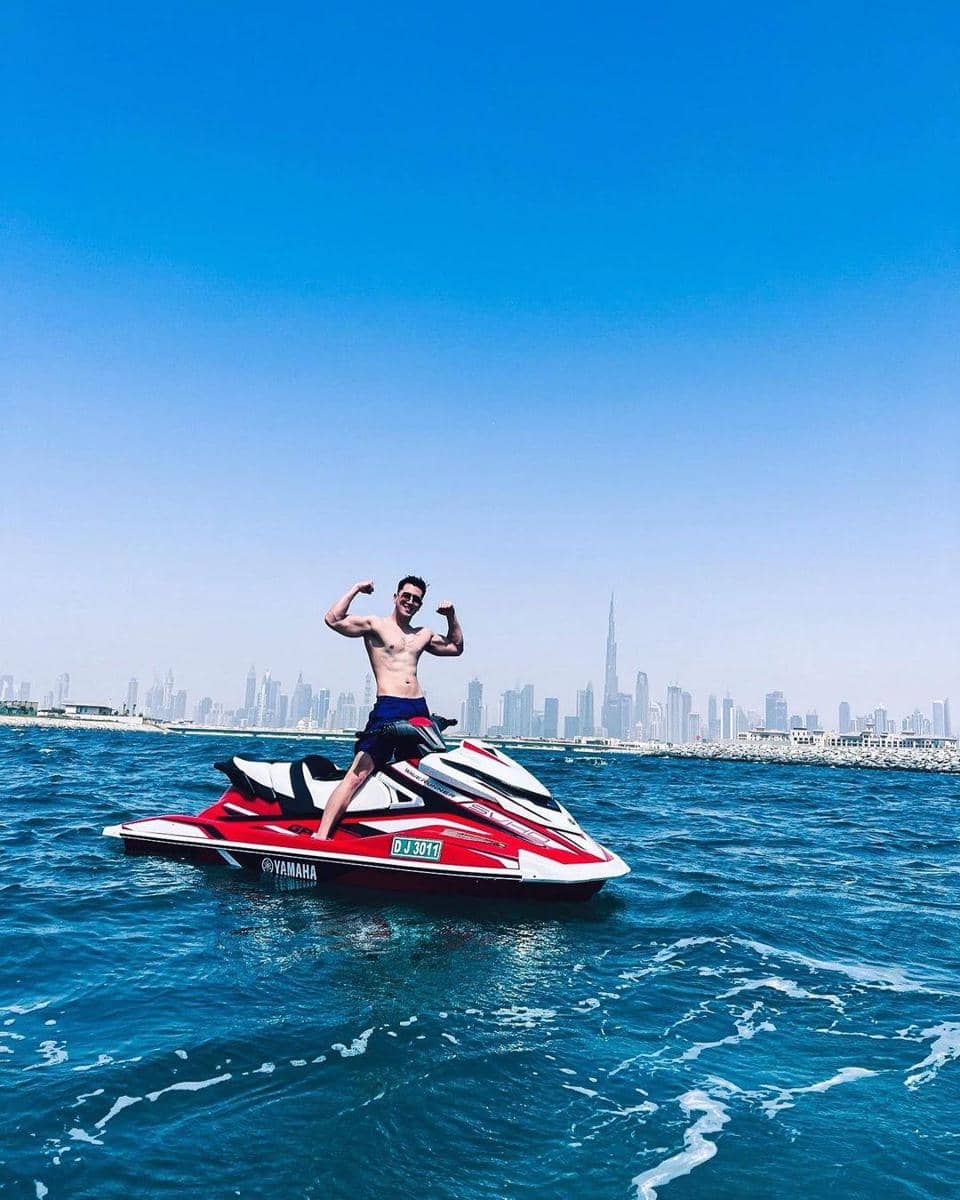 instagram.com/bramastavrl