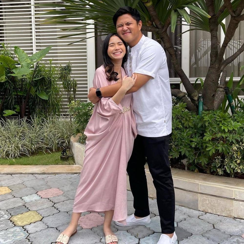 instagram.com/zhrtiaraashilla