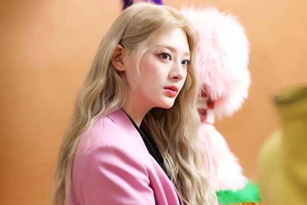 instagram.com/stayc__seeun