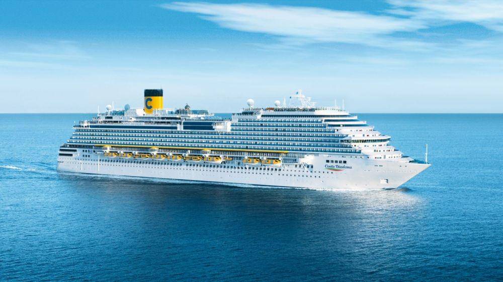 Ilustrasi kapal laut (https://www.cruisetotravel.com)