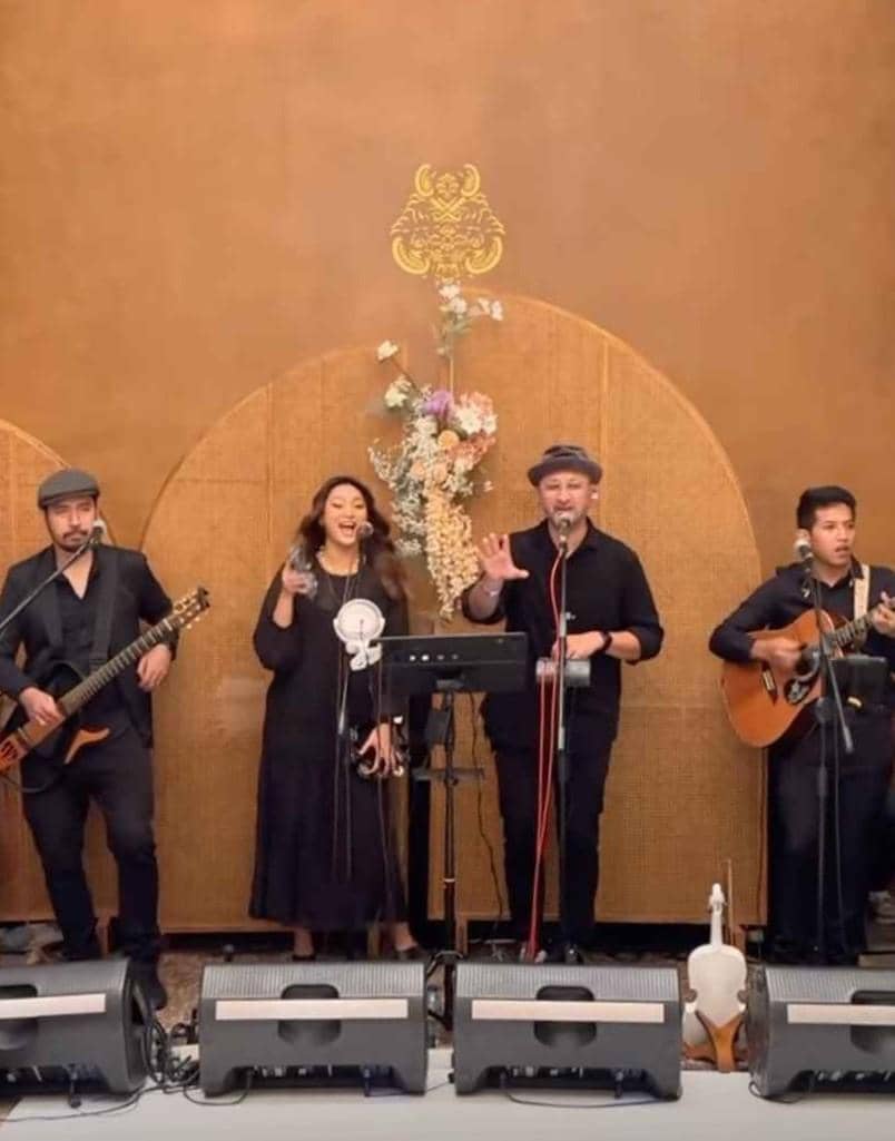 instagram.com/medinadinaaa