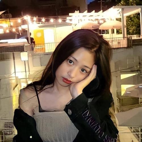 instagram.com/ahyeon__jung