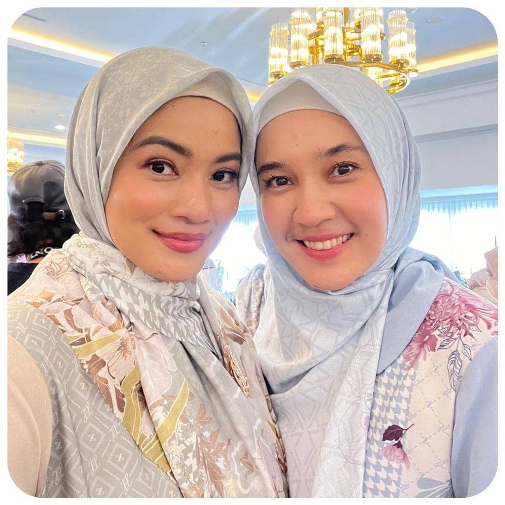 instagram.com/dhiniaminarti