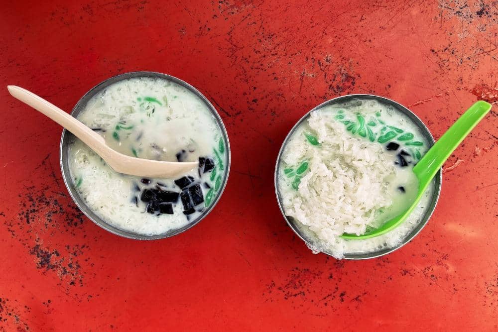 unsplash.com/@aimanbaser