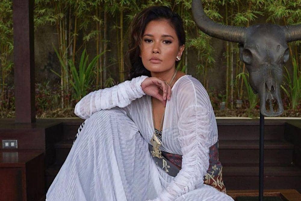 instagram.com/titiradjopadmaja