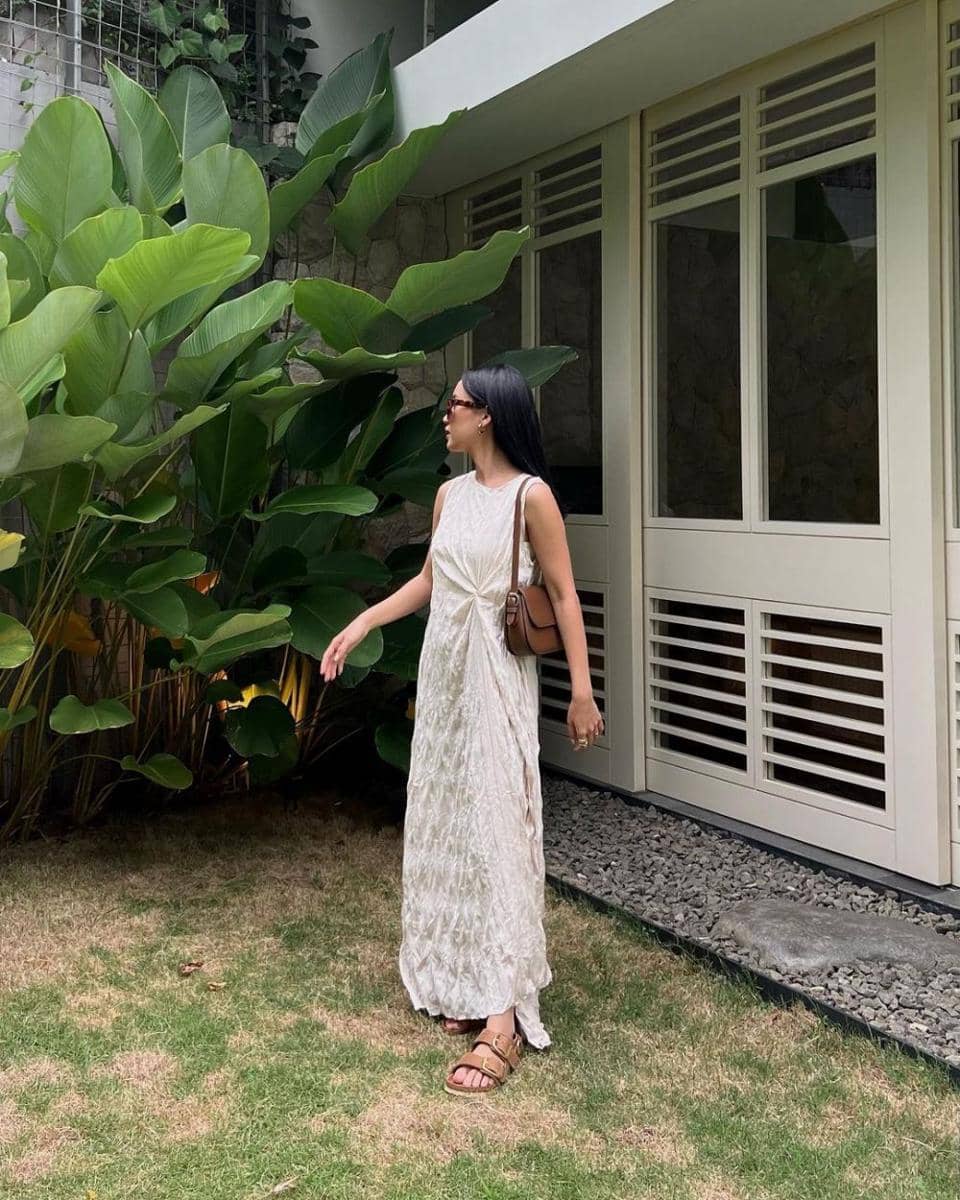 referensi outfit dengan maxi dress