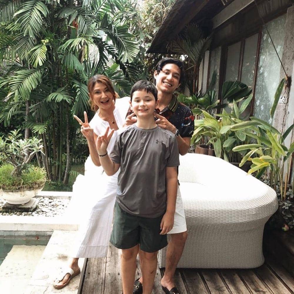 instagram.com/teukurassya