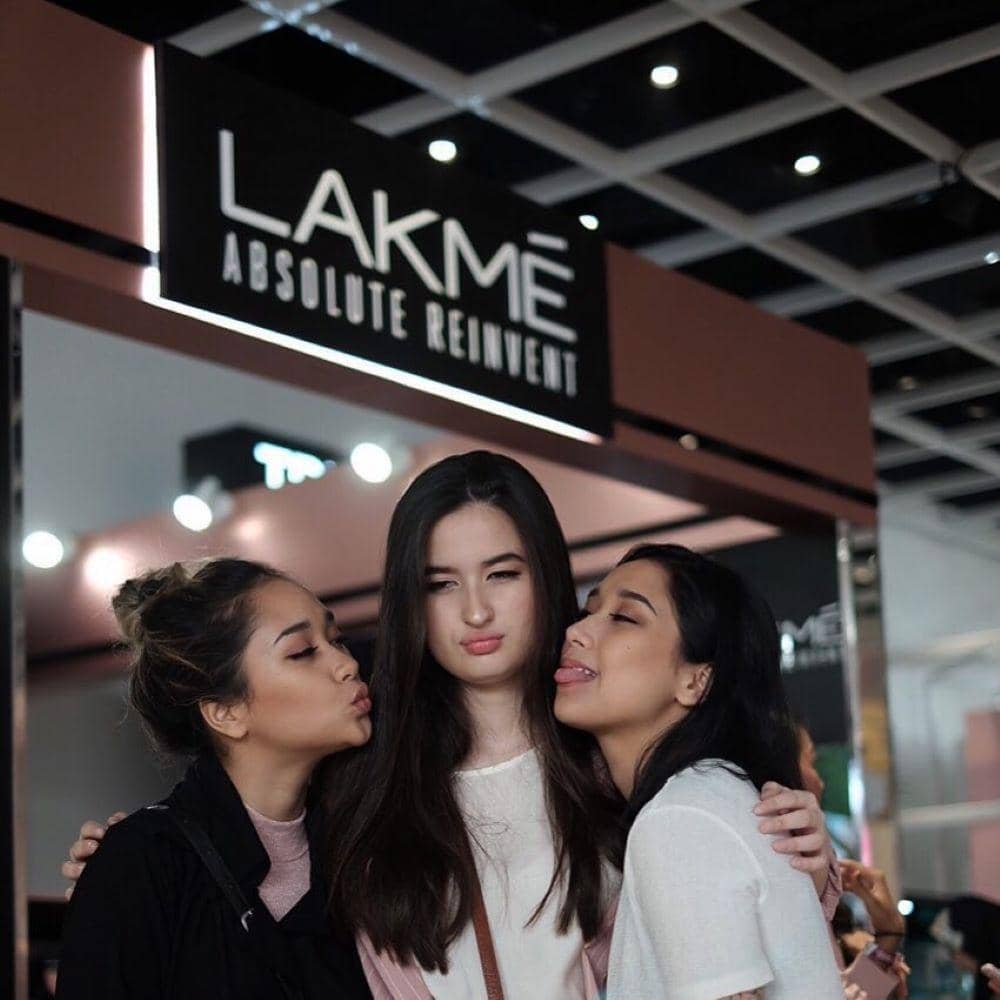 instagram.com/awethanks