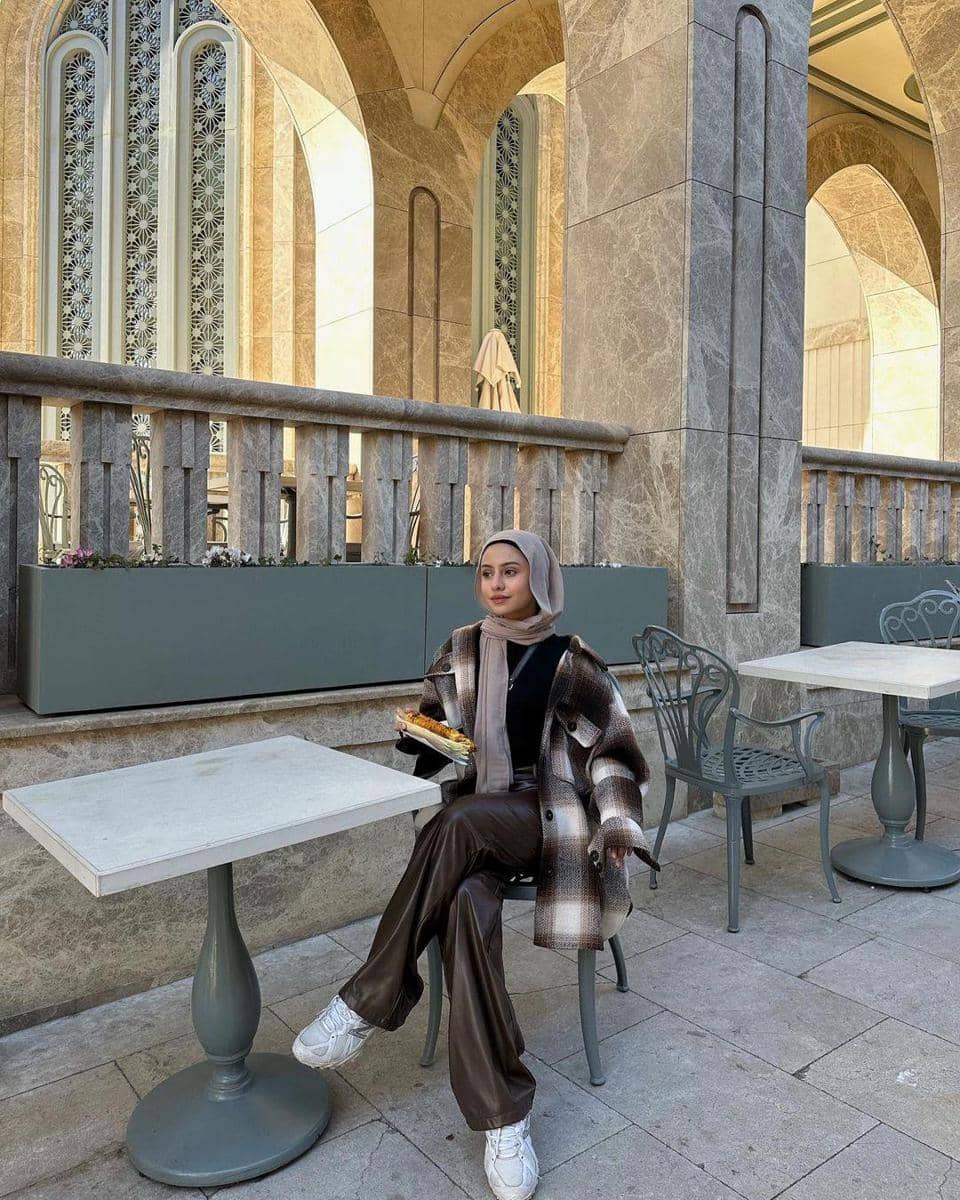 instagram.com/tasnimshah_