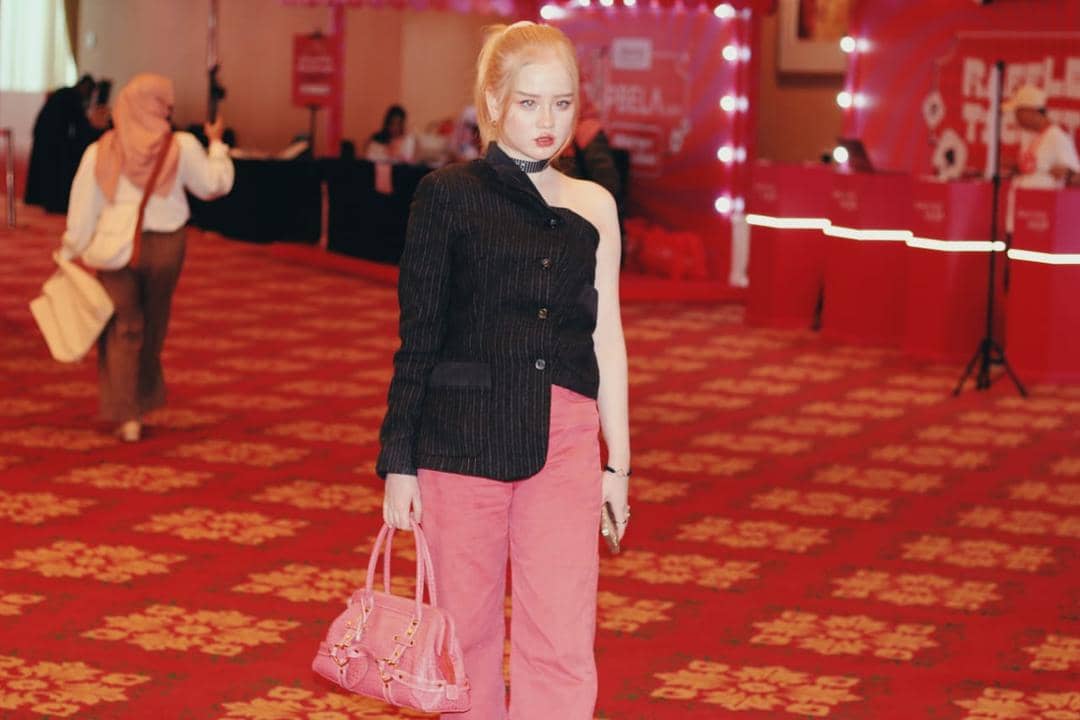 Popbela.com/Michael Richards