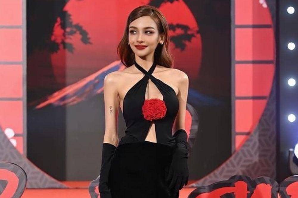 instagram.com/bowkylion