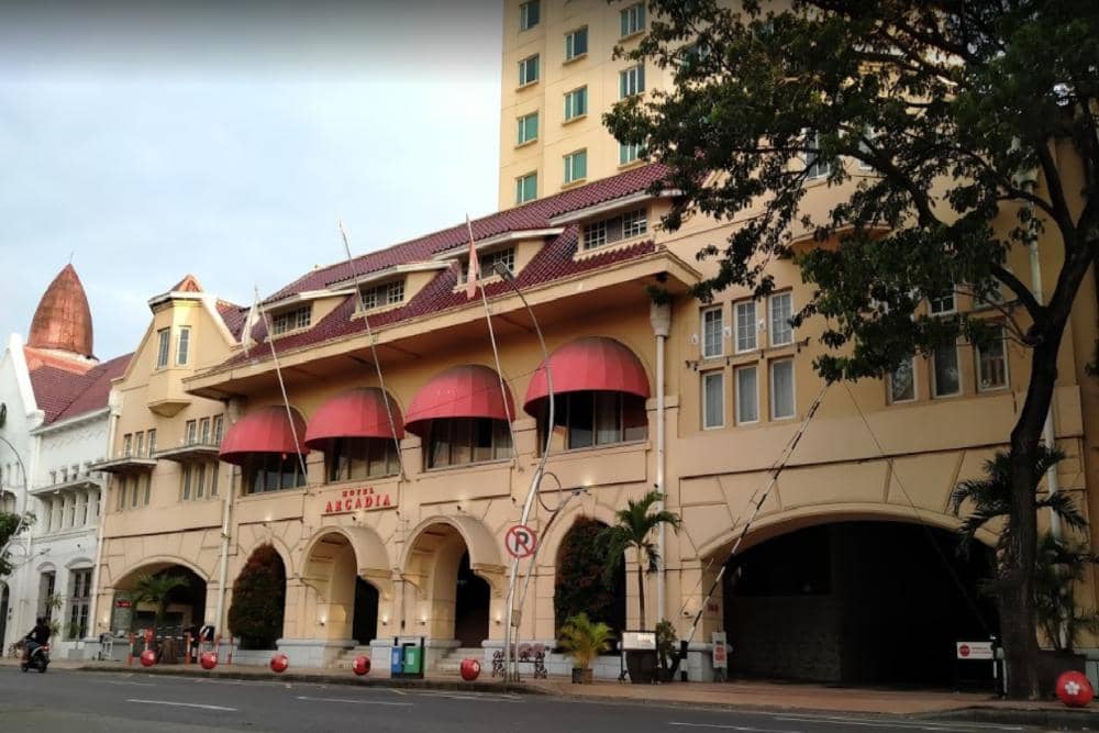 google.com/maps/Hotel Arcadia Surabaya by Horison