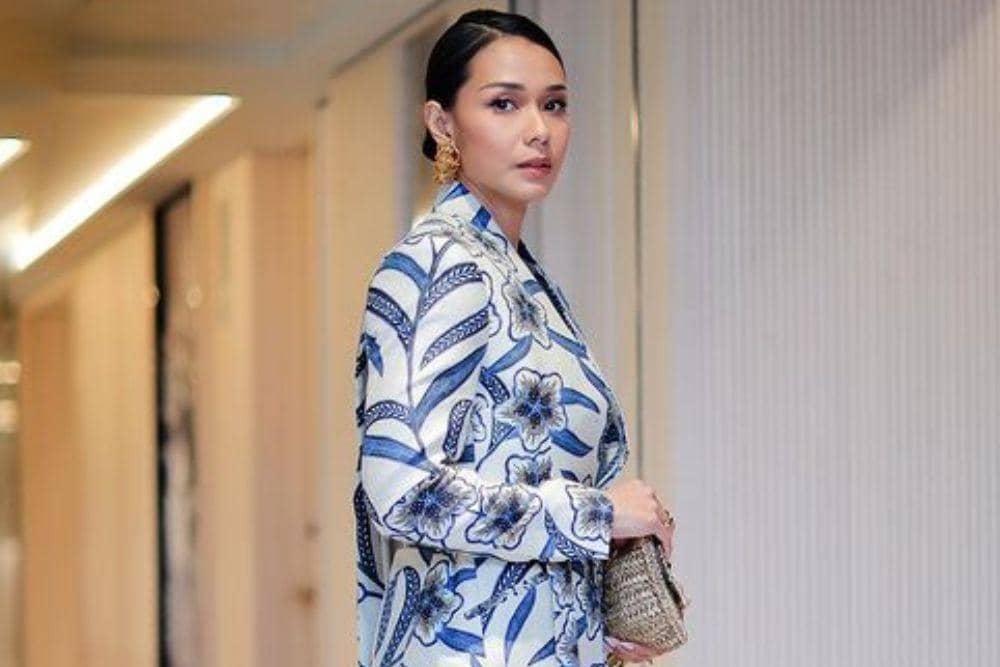 instagram.com/adiniawrst