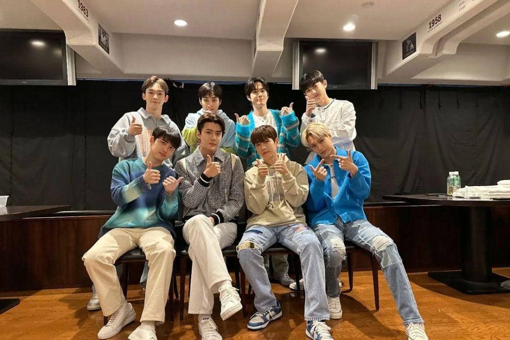 instagram.com/weareone.exo