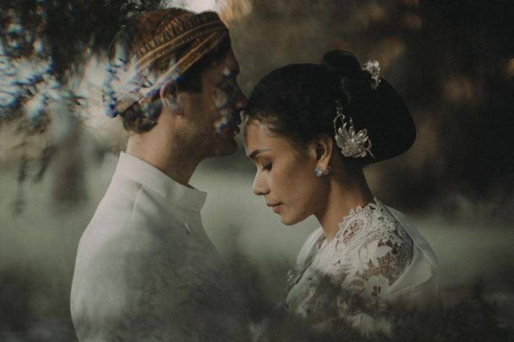 instagram.com/adiniawrst