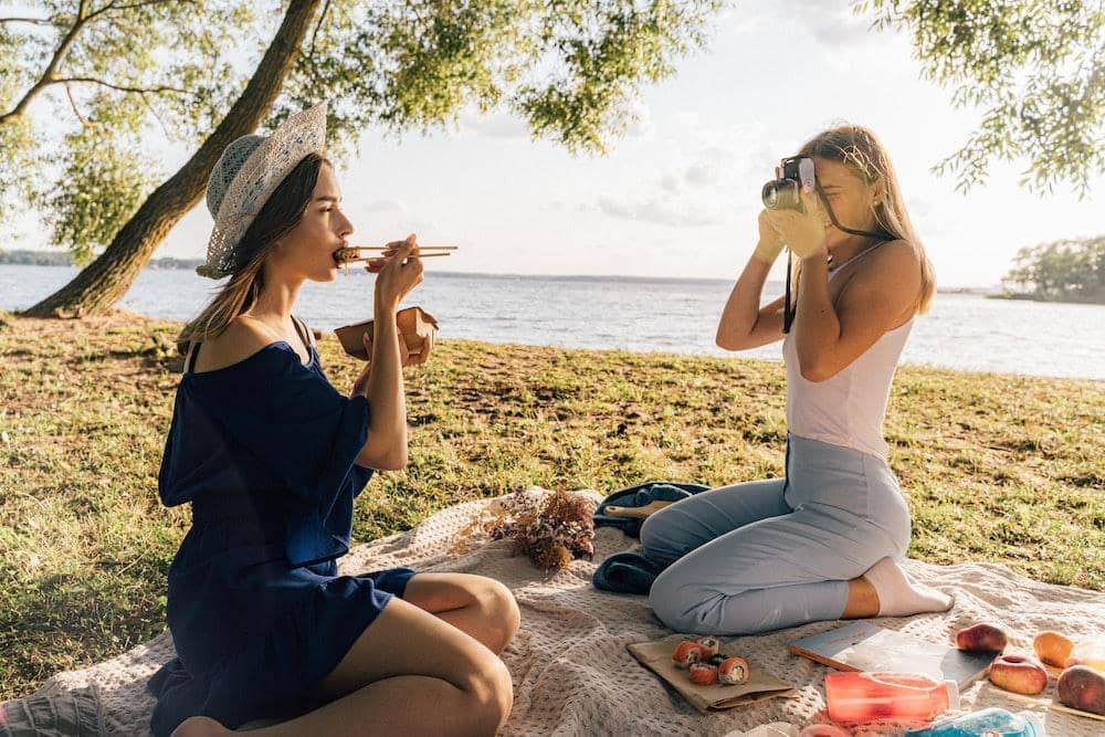 pexels.com/antoni-shkraba