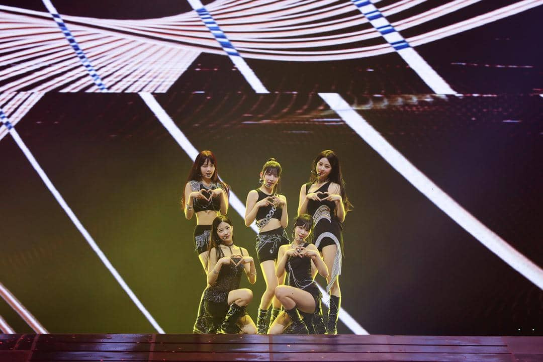 twitter.com/Kpop_Herald