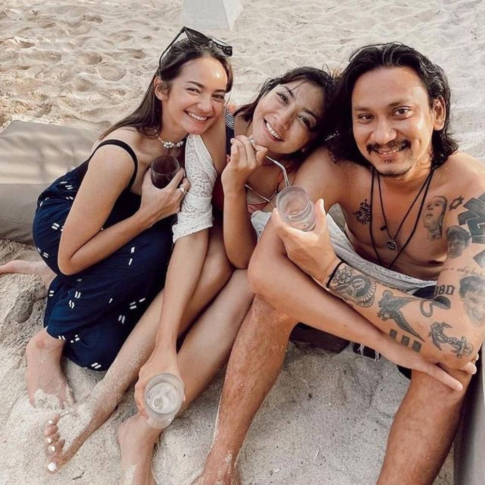 instagram.com/enzystoria