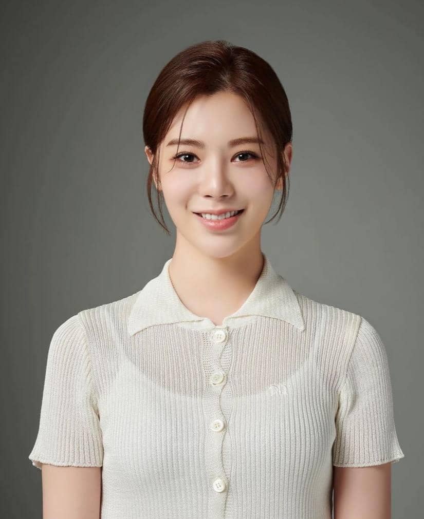 instagram.com/luvlyzzy