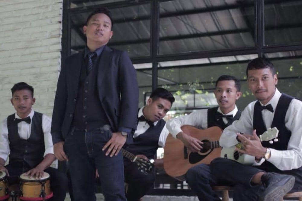 instagram.com/guyonwatonofficial