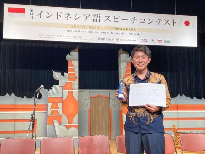 Instagram.com / tomoyama23