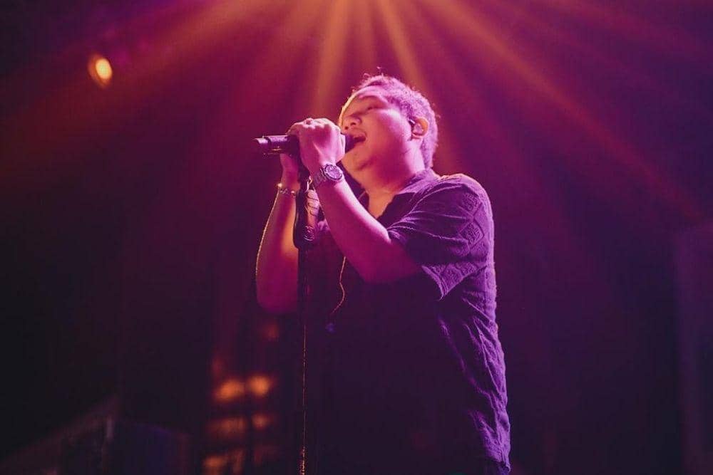 instagram.com/guyonwatonofficial